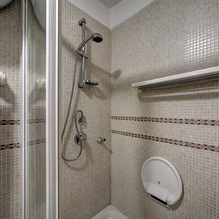 Апартаменты Gocce - Casa Dellaccademia In Centre *